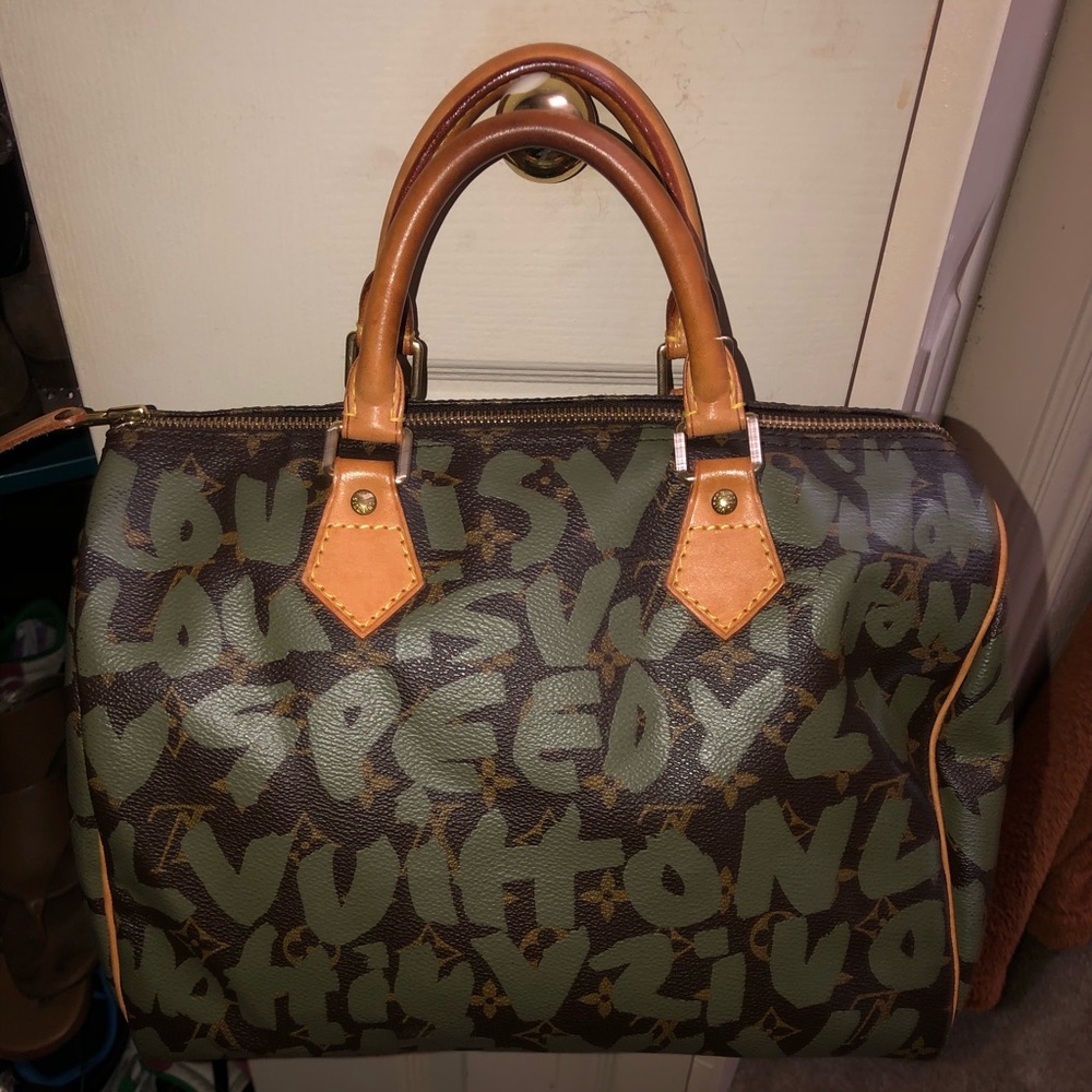 Louis Vuitton Graffiti Speedy 30